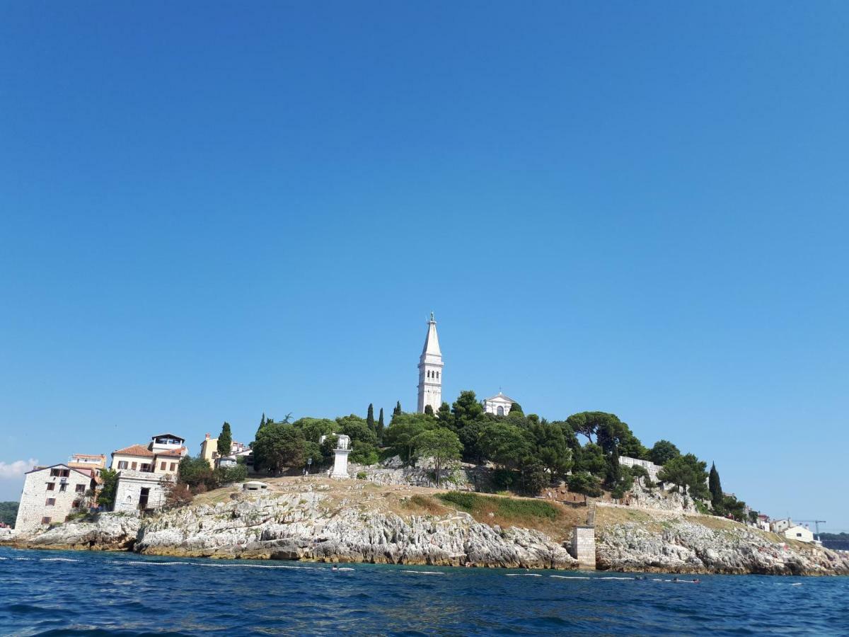 Apartments And Rooms Lorena 236 Rovinj Exteriör bild