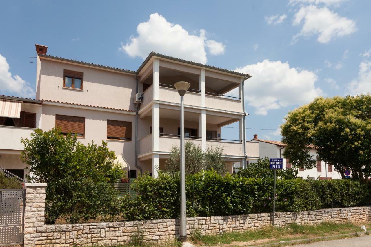 Apartments And Rooms Lorena 236 Rovinj Exteriör bild